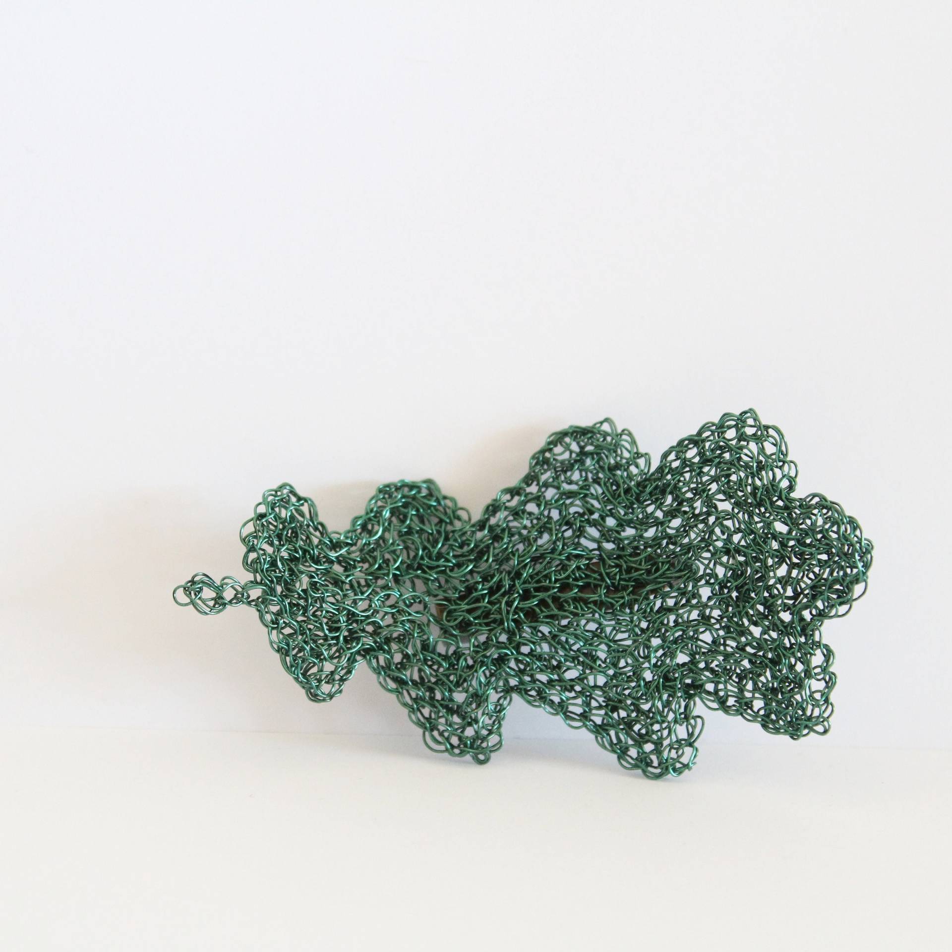 Draht Gehäkelte Brosche. Einzigartige Grüne Eichenblatt-Brosche. Gehäkelt Schmuck Draht Gehäkelte Brosche. Einzigartige Grüne Eichenblatt-Brosche. Gehäkelt Schmuck von editaliu