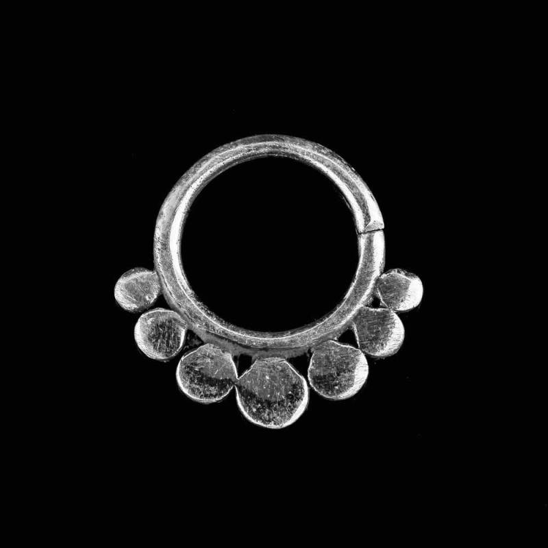 sterling Silber Gepunktete Septum Ring Boho Piercings Nasenschmuck von ekekocrafts