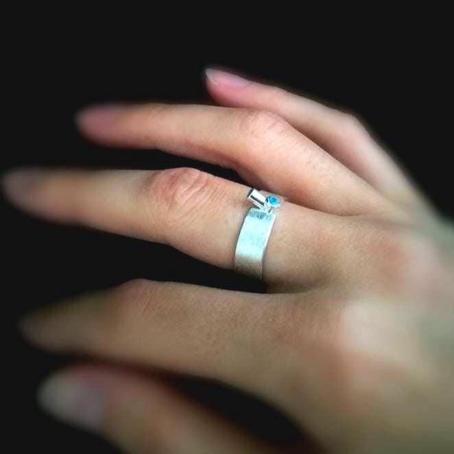 Paraibatopas Breiter Ring in Silber 925 von ekschmuckdesign