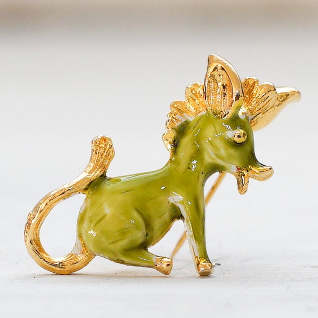 Wenig Grünes Pferd Gold Pin in Messing-Clip Wenig Grünes Pferd Gold Pin in Messing-Clip von elOlvido