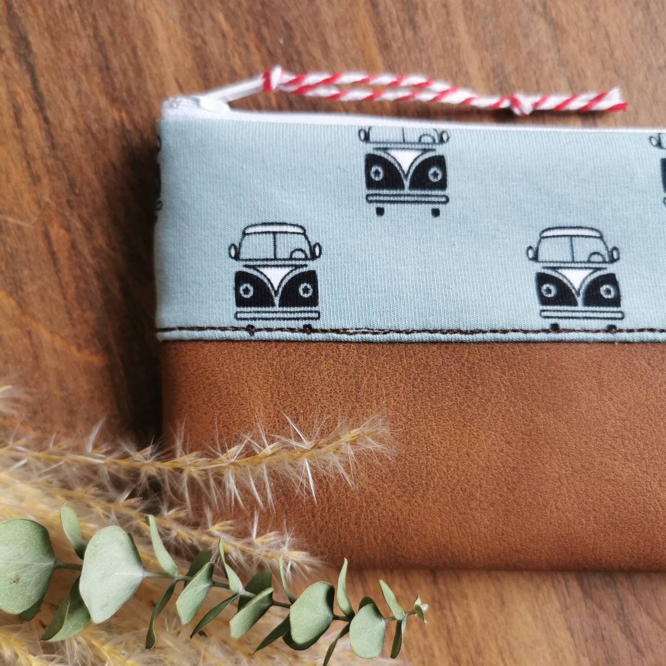 Schminktäschchen Federmäppchen Etui Portemonnaie Bus Bulli Van Vw Elb-Boje von elbboje