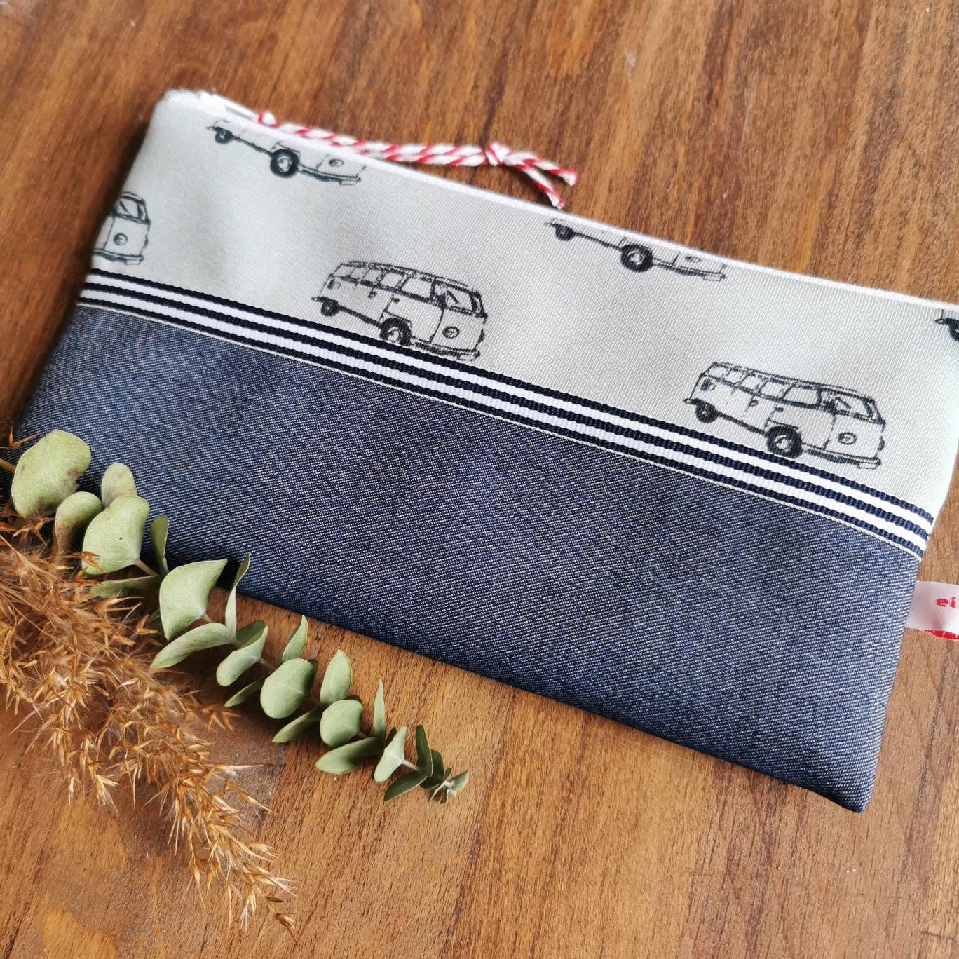 Schminktasche Börse Etui Federmäppchen Bus Bulli Van Vw Elb-Boje von elbboje