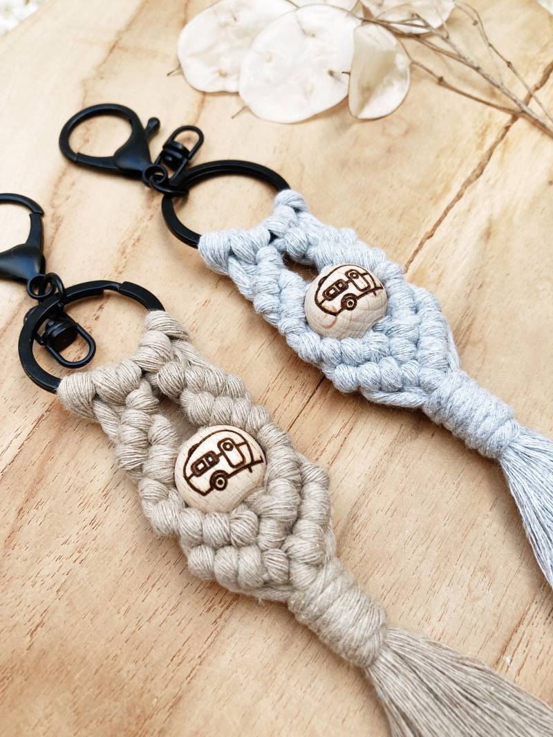 Makramee Schlüsselanhänger - "Camper" | Fürs Wohnmobil von elbknotenbycansu