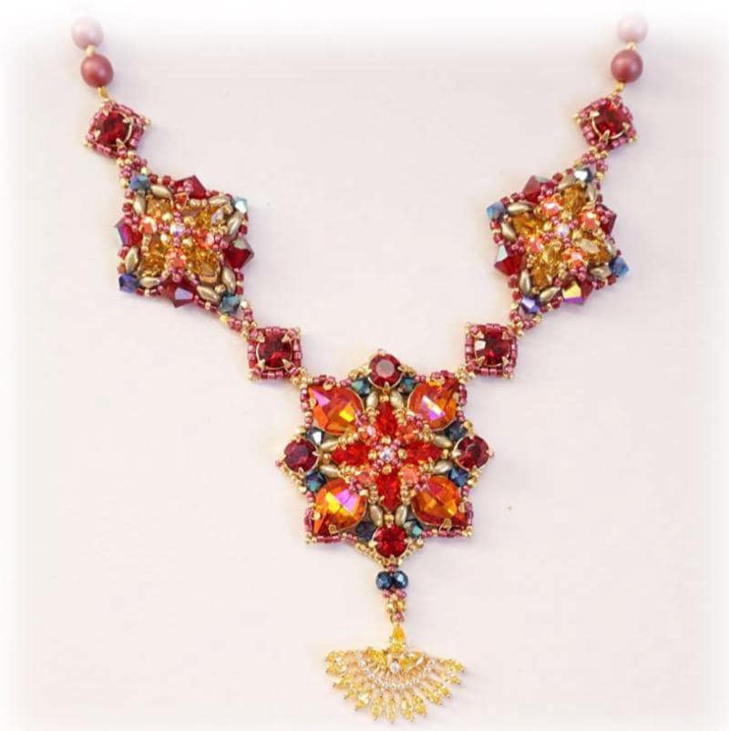 Aurora Borealis Kristall Kette Handgefertigter Vintage Statement Schmuck von elegancebynams