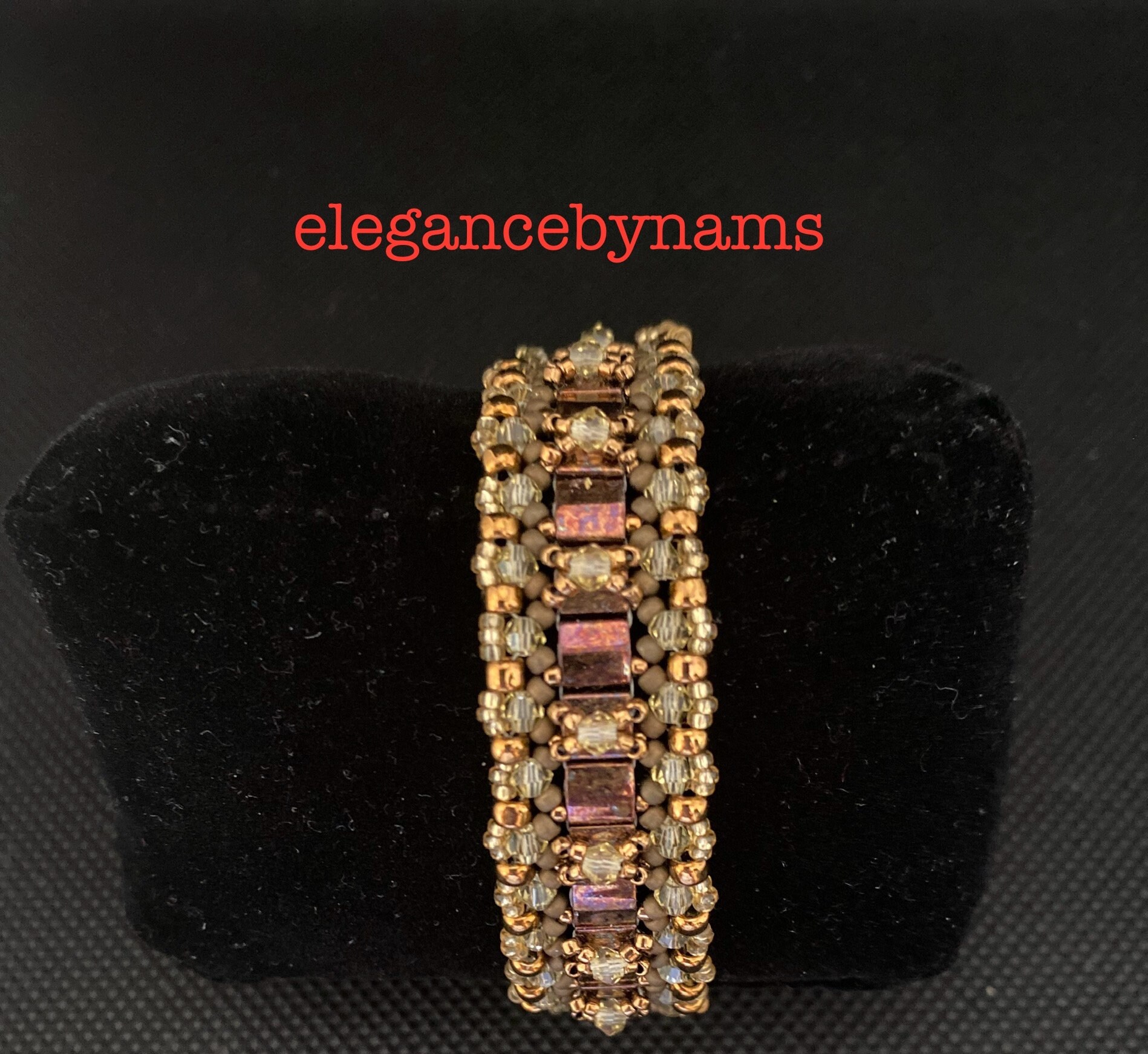 Handgefertigtes Bronze Tila Perlen Armband Eleganter Geflochtener Schmuck von elegancebynams