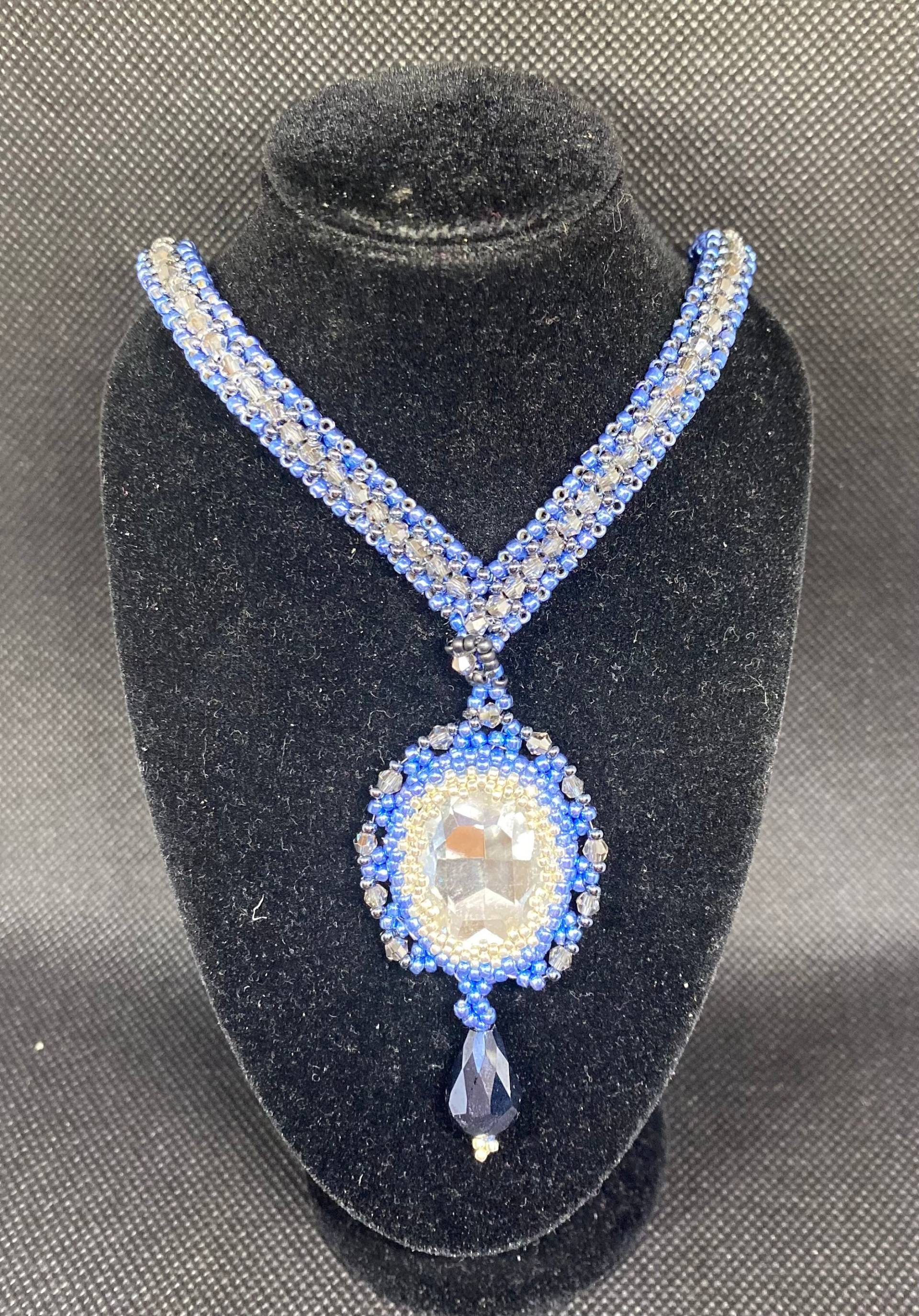 Handgemachte Perlenkragen Kette Blaue Abendgarderobe Schmuck von elegancebynams