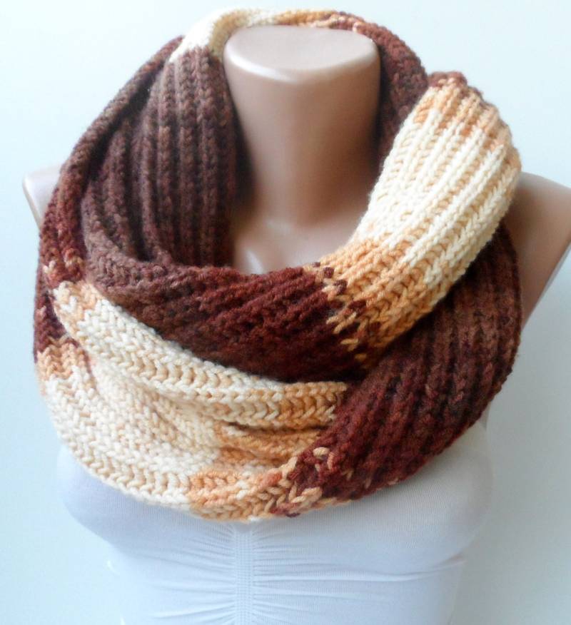 Braun Creme Gestrickter Schlauchschal Loop Schal Infinity Wollschal Kapuzenstrickschal Kreis Winter Unisex Muttertagsgeschenke von elegancescarf