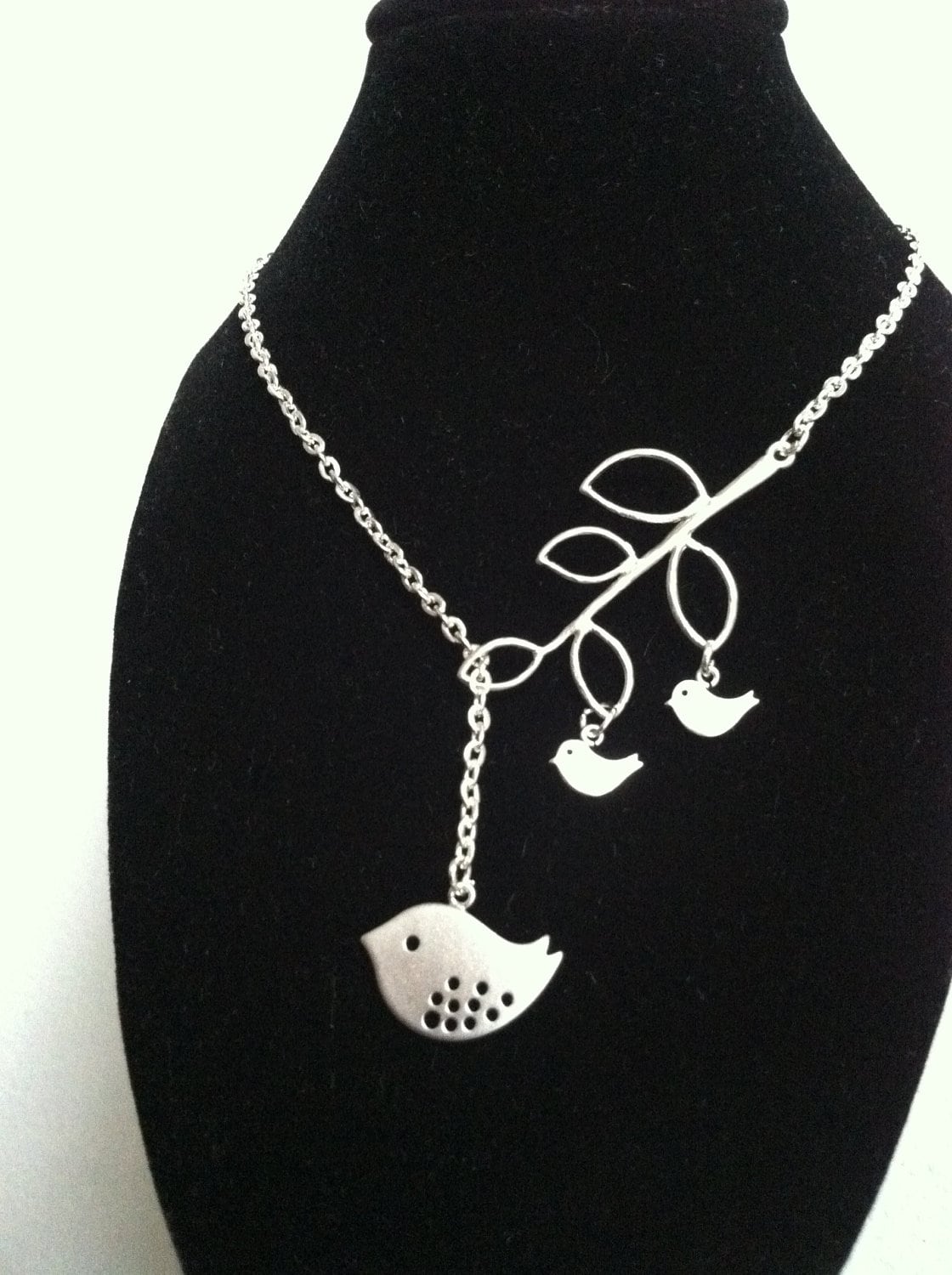 Ausverkauf.... Muttertagsgeschenk, Silber Vogel Und Zweig Halskette, Mama Baby Geschenk, Erwartungsgemäße Geschenk Ausverkauf.... Muttertagsgeschenk, Silber Vogel Und Zweig Halskette, Mama Baby Geschenk, Erwartungsgemäße Geschenk von elegantjewelry12