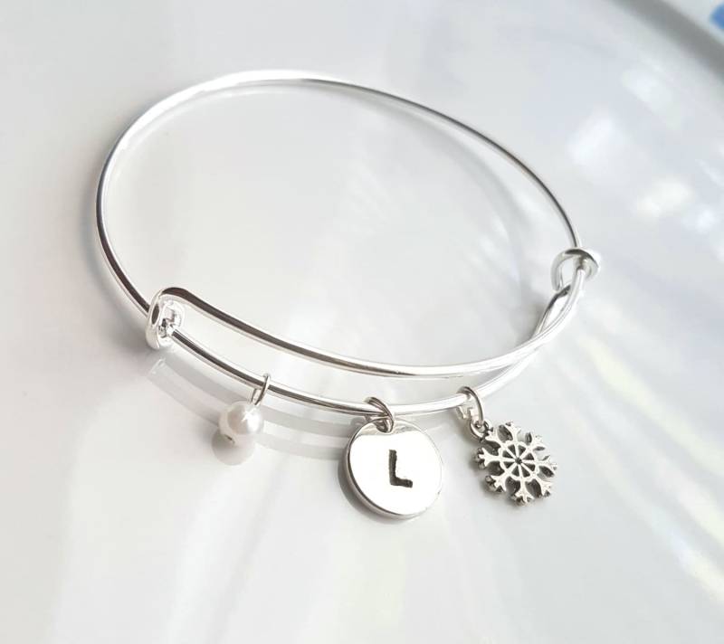 Schneeflocke Armband Silber Charm Armreif Perle Schmuck Winter Brautjungfer Geschenk Weihnachtsgeschenk von elegantjewelry12