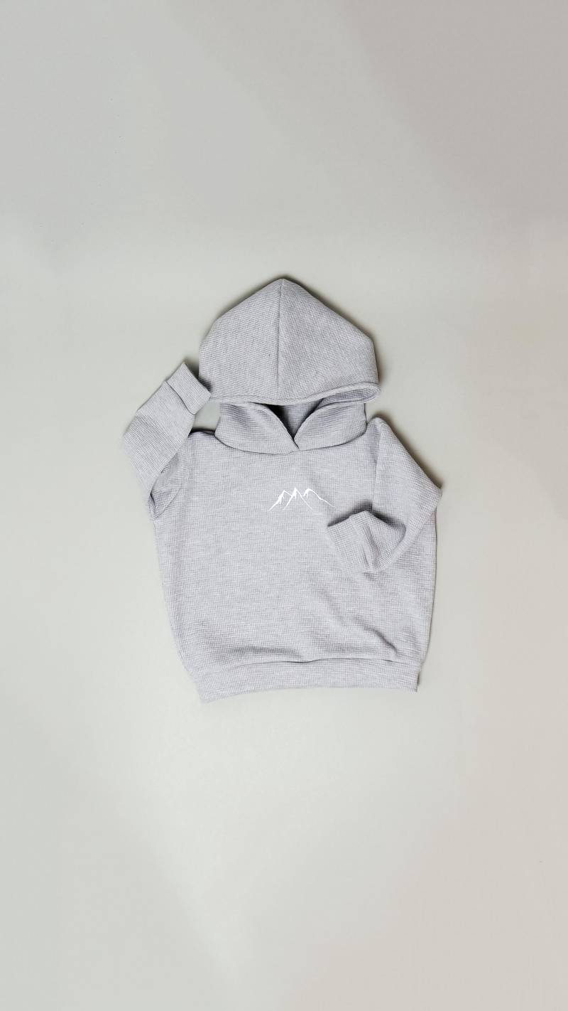 Mountain Hoodie Aus Waffle Knit-Jersey Für Babys & Kinder in Den Gr. 56 Bis 164 | Kapuzenpullover Mädchen Und Jungen 100% Baumwolle von eleokidswear