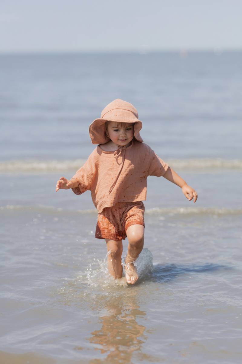 Musselin Set Oversized Shirt Crop, Shorts & Sonnenhut Für Mädchen | 100% Baumwolle Sommerset Handmade Bis Gr. 134 von eleokidswear