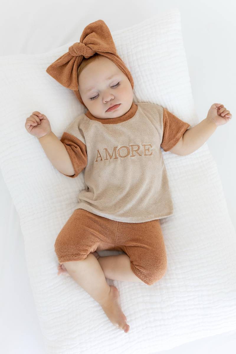 Set Amore Shirt Two-Tone & Radlerhose Aus Frottee Für Babys Und Kinder in Den Gr. 56 Bis 158/Handmade von eleokidswear