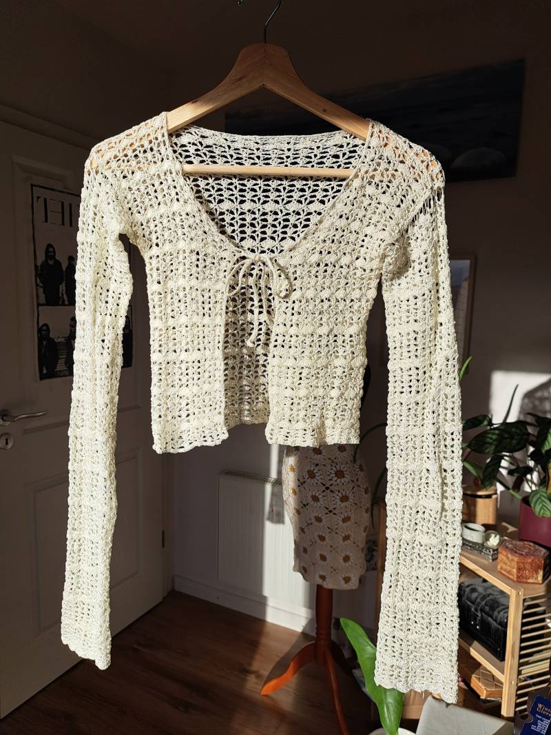 Häkelbluse Handgefertigt | Vintage Top Gehäkelt 70Er Boho Spitzen-Muster Cremeweiß Sommer 100% Baumwolle von ellearchive