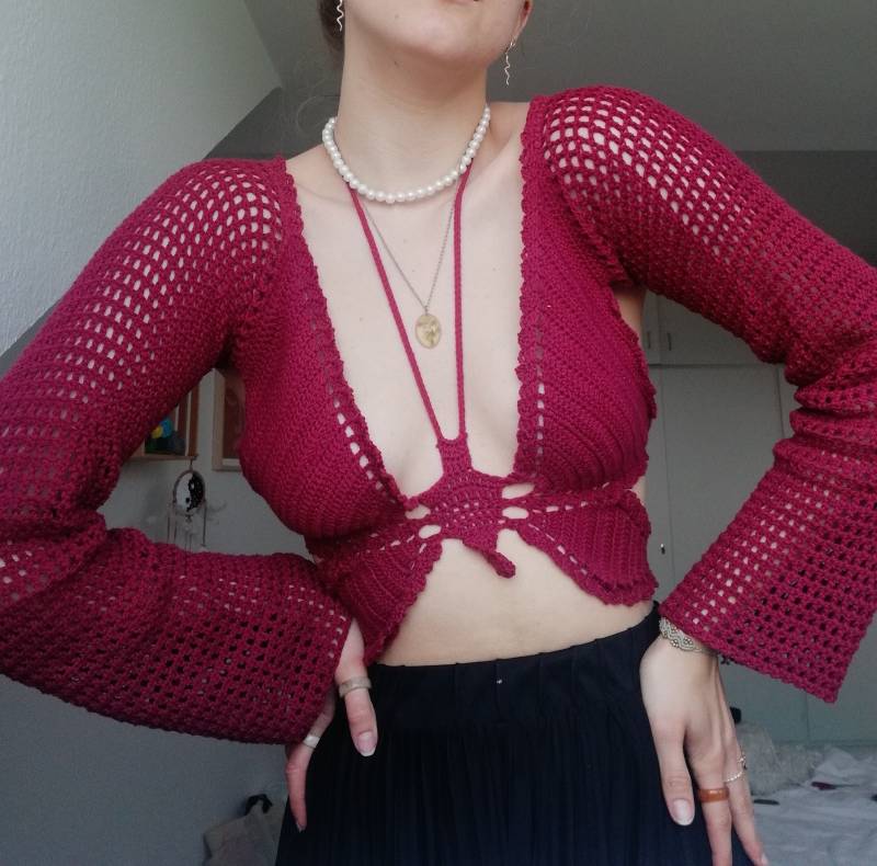 Häkeltop in Schmetterlingsoptik Handgefertigt | Gehäkeltes Langarm-Oberteil Elegante Rücken-Schnürung Verschiedene Farben & Größen von ellearchive