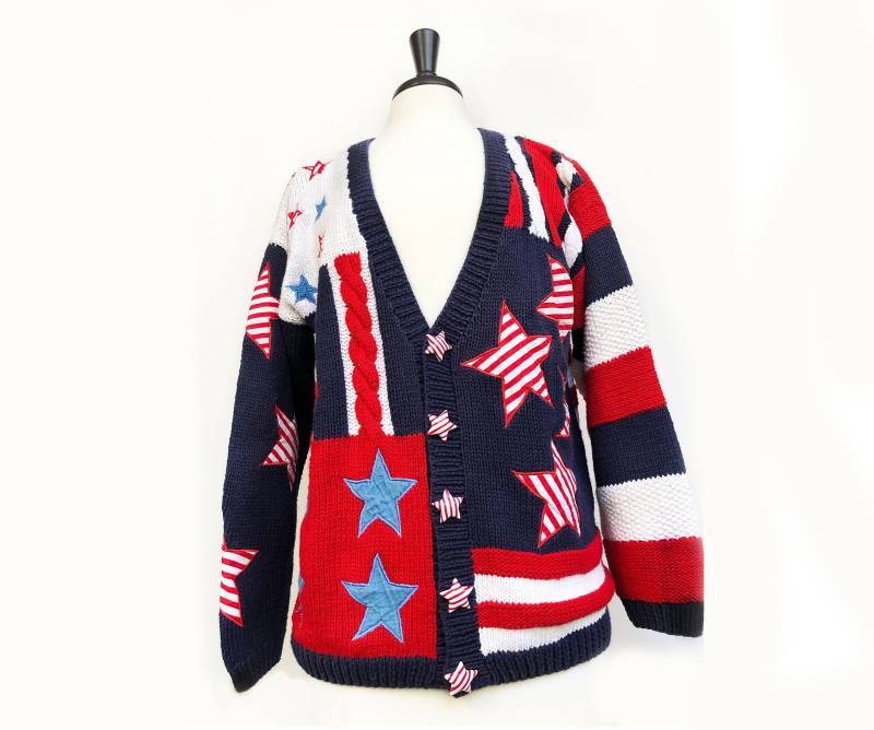 80Er Baumwoll Cardigan Pullover Mit Dämonensternen, Kabelstrick Streifen, 4. Juli - Unisex 80Er Baumwoll Cardigan Pullover Mit Dämonensternen, Kabelstrick Streifen, 4. Juli - Unisex von ellepresidente