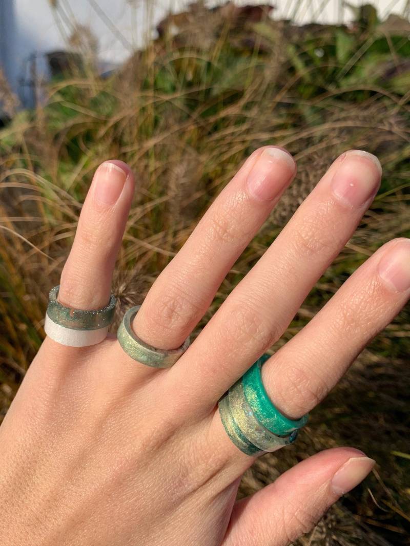 Ringe Aus Resin Epoxidharz Grün Gold Weiß Kunstharz von ellsandemms