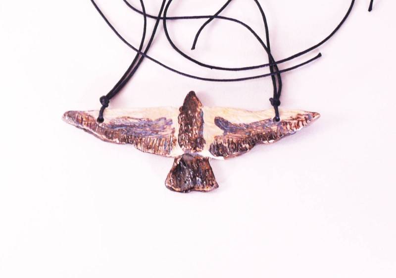 Adler-Anhänger, Adlerhalskette, Handgefertigte Vogel, Vogel-Halskette, Anhänger, Handgemachten Schmuck, Keramik-Anhänger, Keramik Halskette von embeCeramics