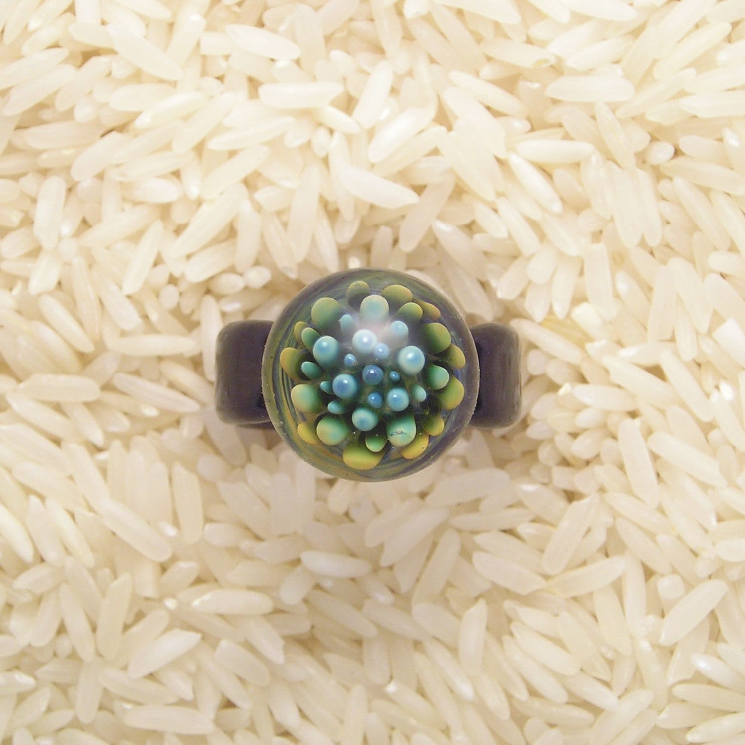 Emblem Größe 8, 75 Lampworked Borosilikatglas Ring von emblemglass