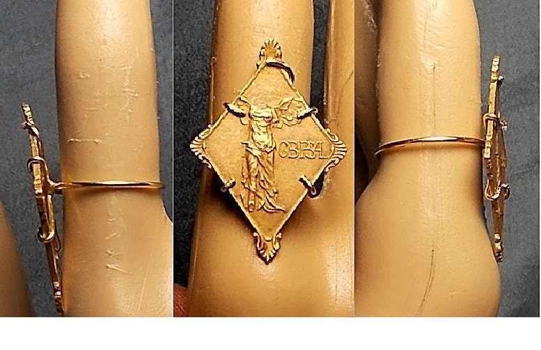 1 Geflügelte Sieg Symbol Unisex Ring Vergoldet Messing Smothrase 1930 Mädchen Zweig Öffentliche Schule Athletic League Gbps Ooak Größe 6, Nur 99, 90 von emenow