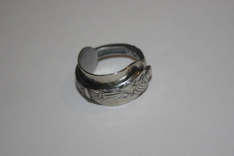 Fingerpanzer Ring Aus Altem Apostel Löffel Uk Q Us 8 von emeraldbluerose