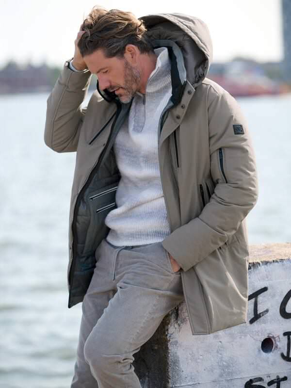 emilio adani Herren Jacke mit unterlegtem Reißverschluss Beige regular uni Kapuze von emilio adani