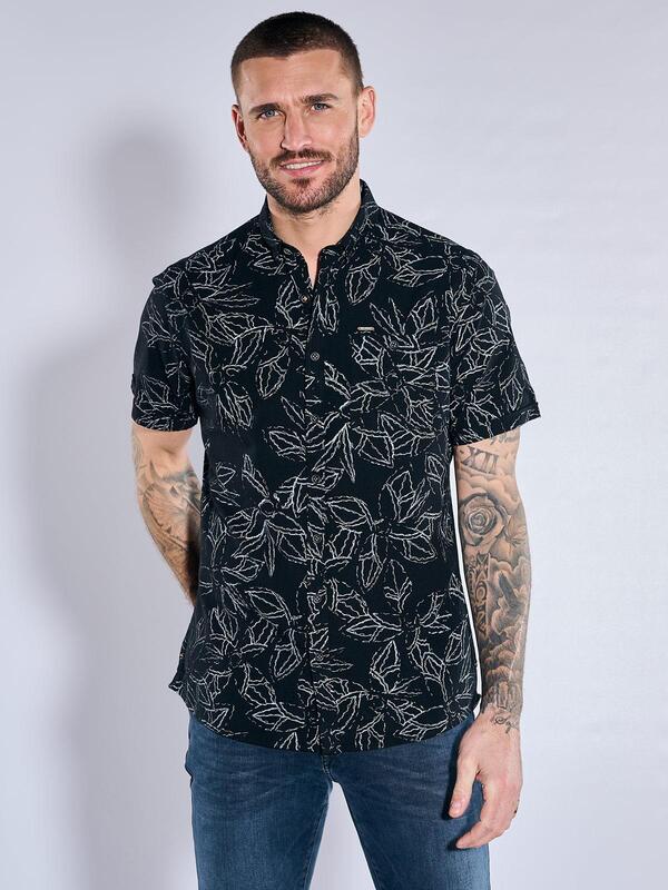 emilio adani Herren Kurzarm-Hemd regular schwarz gemustert Button Under emilio adani Herren Kurzarm-Hemd regular schwarz gemustert Button Under von emilio adani