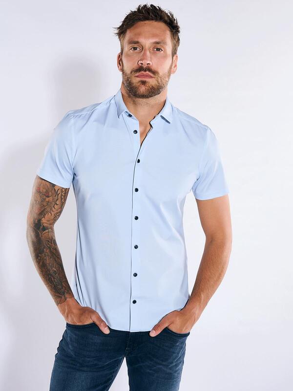 emilio adani Herren Kurzarm-Hemd slim fit Blau uni Button Under emilio adani Herren Kurzarm-Hemd slim fit Blau uni Button Under von emilio adani