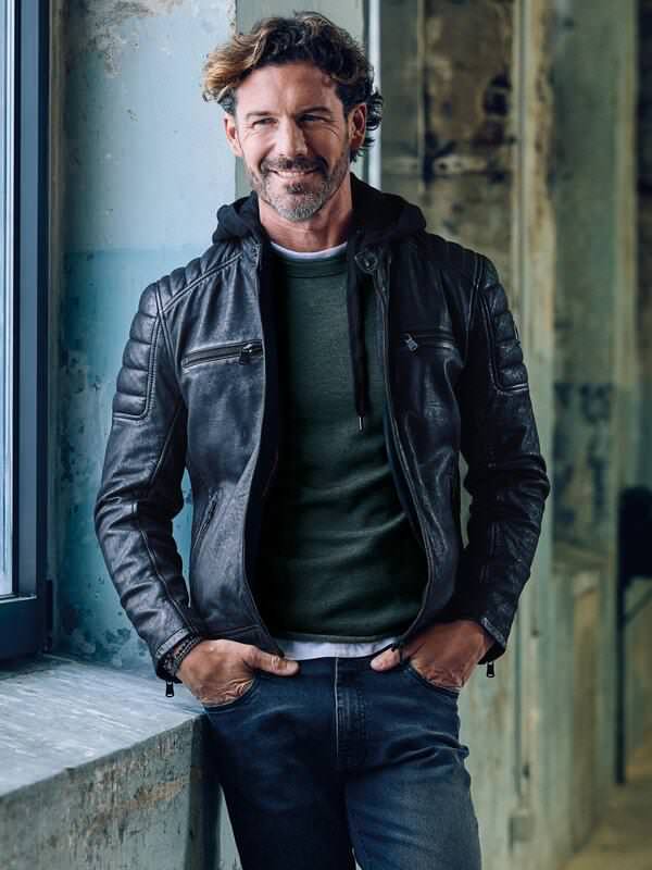 emilio adani Herren Lederjacke Schwarz slim fit uni Kapuze von emilio adani