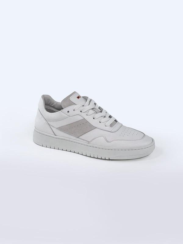 emilio adani Herren Sneaker aus Leder weiß regular uni von emilio adani