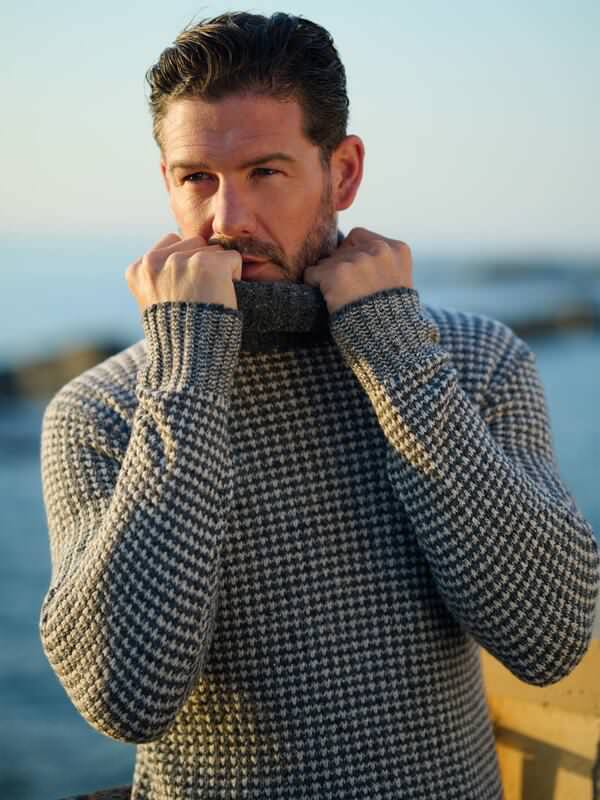emilio adani Herren Troyer-Pullover Grau regular gemustert Rollkragen emilio adani Herren Troyer-Pullover Grau regular gemustert Rollkragen von emilio adani