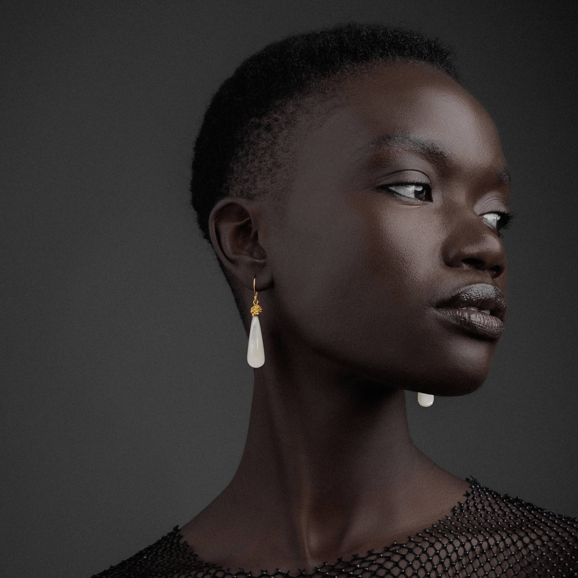 sterling Silber Perlmutt Teardrop Baumeln Ohrringe von emmanuelaGR