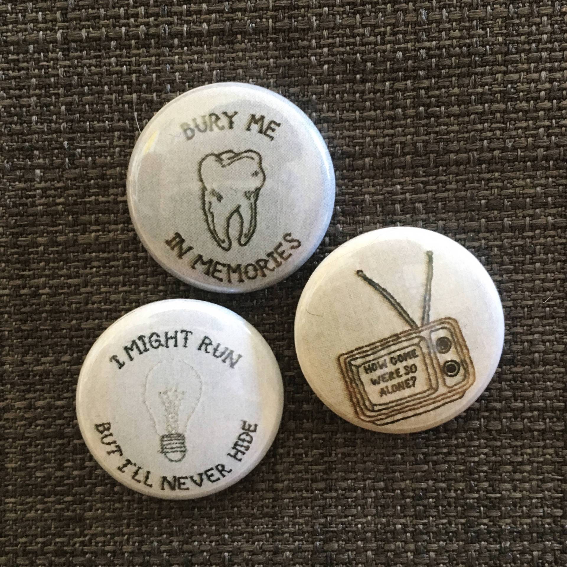 Motion City Soundtrack/One Inch Button Trio Motion City Soundtrack/One Inch Button Trio von emobroideryproject