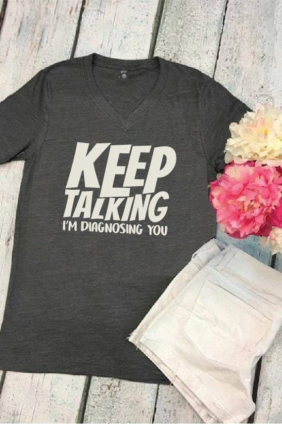 Im Gespräch Bleiben Ich Bin Diagnostizieren Sie V-Ausschnitt T-Shirt Dunkelgrau Holzkohle Baumwolle Damen Entspannte Detailarbeit Fit von empowerprinting