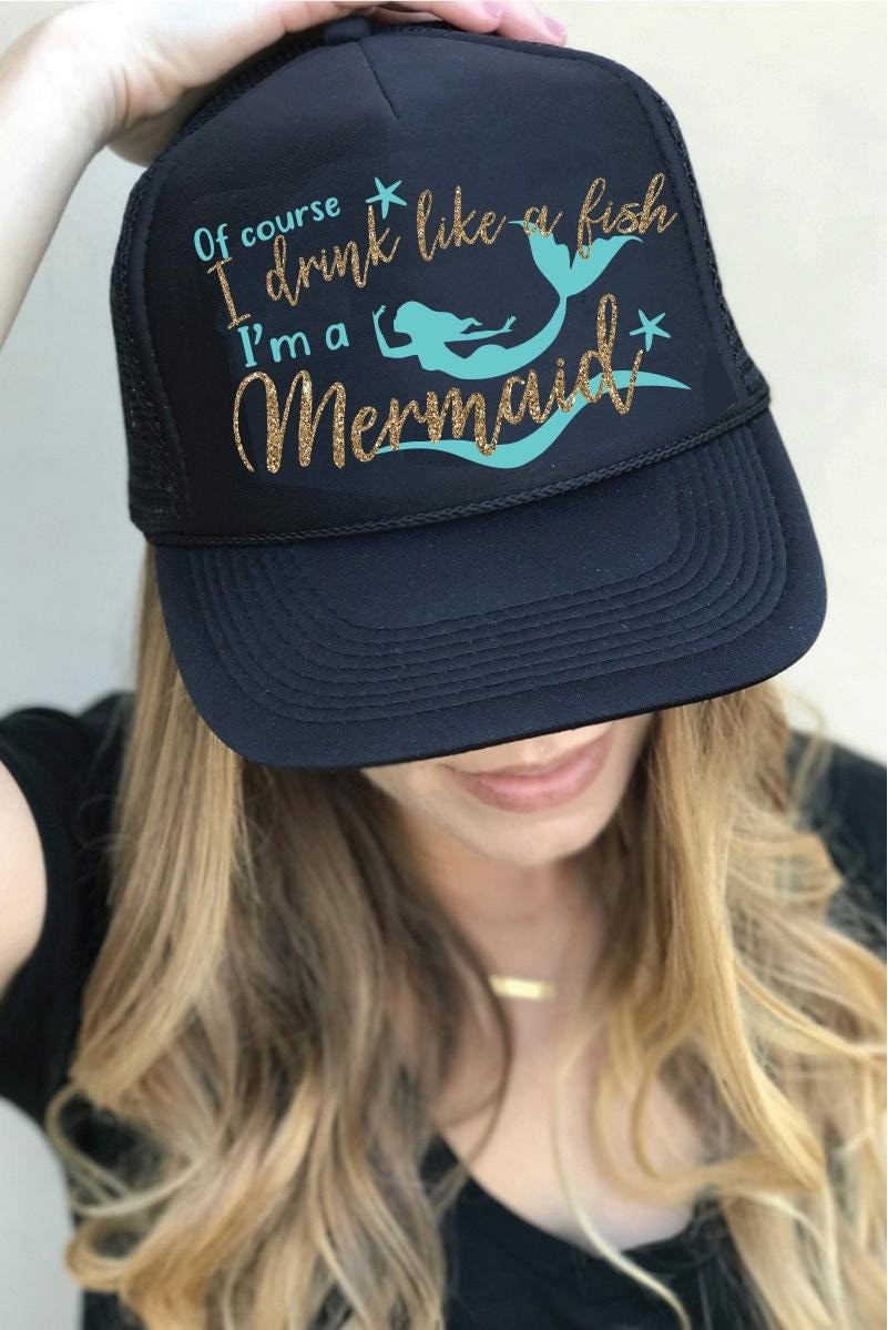 Natürlich Trinke Ich Wie Ein Fisch, Bin Eine Meerjungfrau Fernlastfahrer-Hut-Netz Zurück Snapback-Hut-Ozean-strand-Tag Trinker-Hut Natürlich Trinke Ich Wie Ein Fisch, Bin Eine Meerjungfrau Fernlastfahrer-Hut-Netz Zurück Snapback-Hut-Ozean-strand-Tag Trinker-Hut von empowerprinting