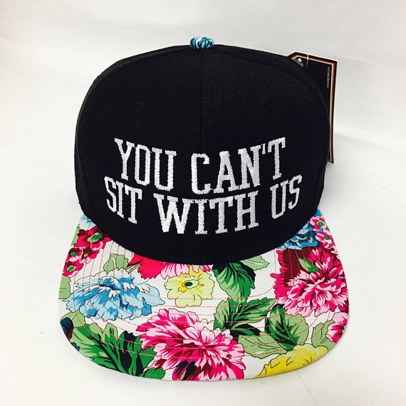Sie Können Nicht Bei Uns Sitzen Snapback Floral Multi Farbe Schwarzen Hut Lustige Krempe Sie Können Nicht Bei Uns Sitzen Snapback Floral Multi Farbe Schwarzen Hut Lustige Krempe von empowerprinting