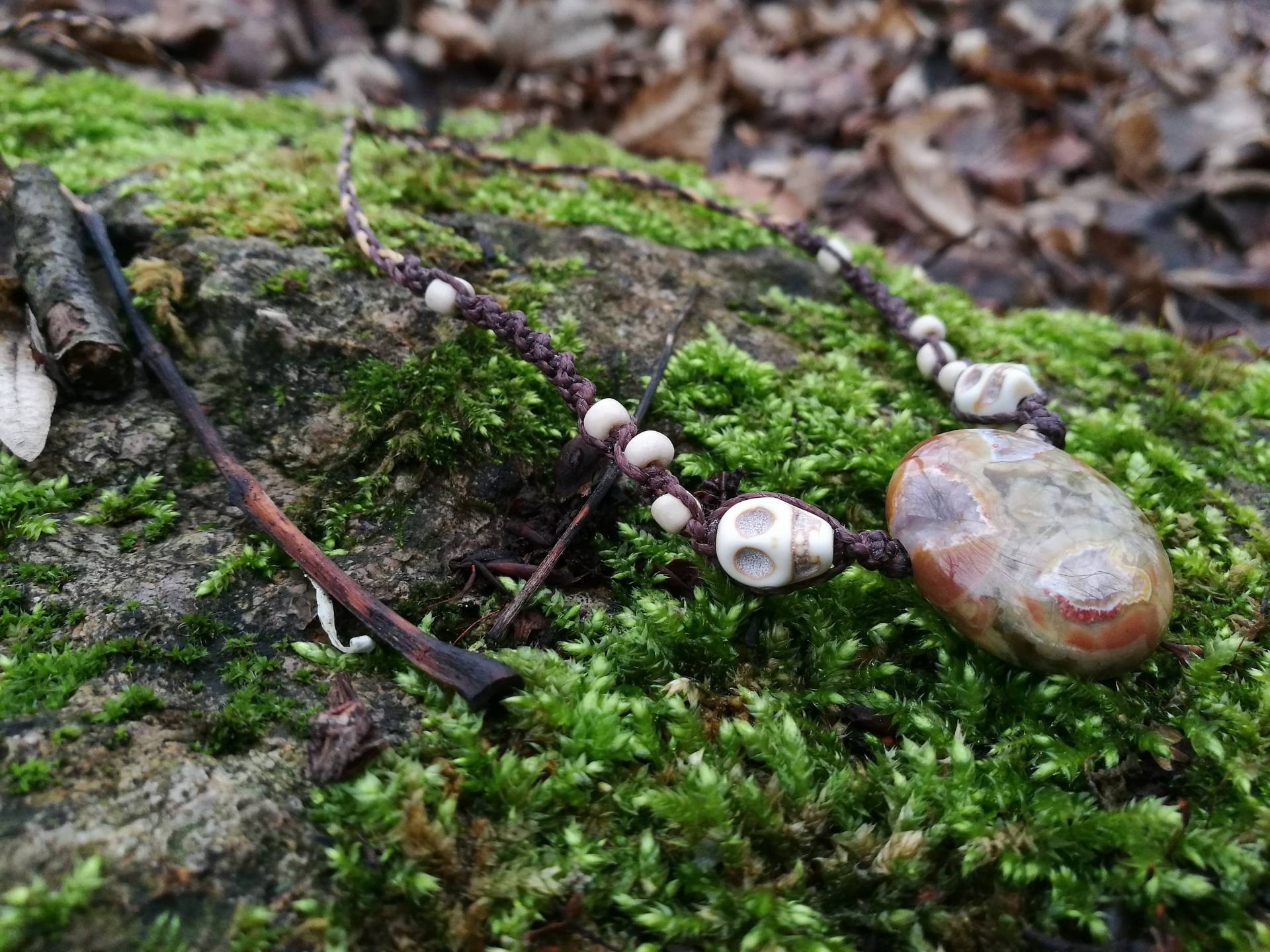 Erdige Gaia Kette Rhyolith Regenwaldjaspis Schädel-Perlen Makrame Talisman Hexe Kristall Erdige Gaia Kette Rhyolith Regenwaldjaspis Schädel-Perlen Makrame Talisman Hexe Kristall von endorphineee