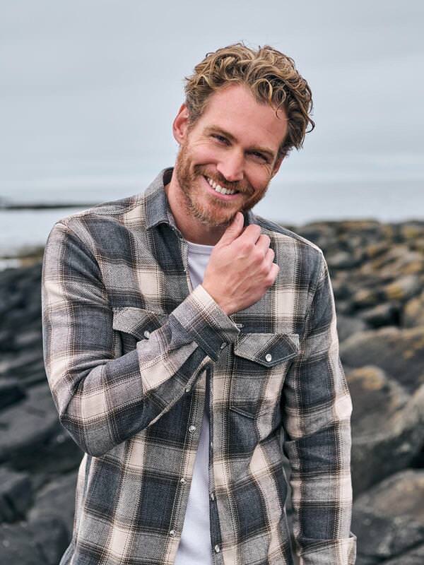 engbers Herren Overshirt kariert Beige regular Kent-Kragen von engbers