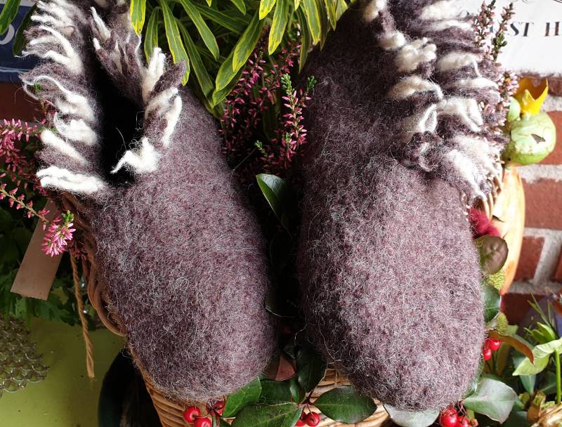 Filzhausschuh "Schoko" Gr.39 von englskreativwelt