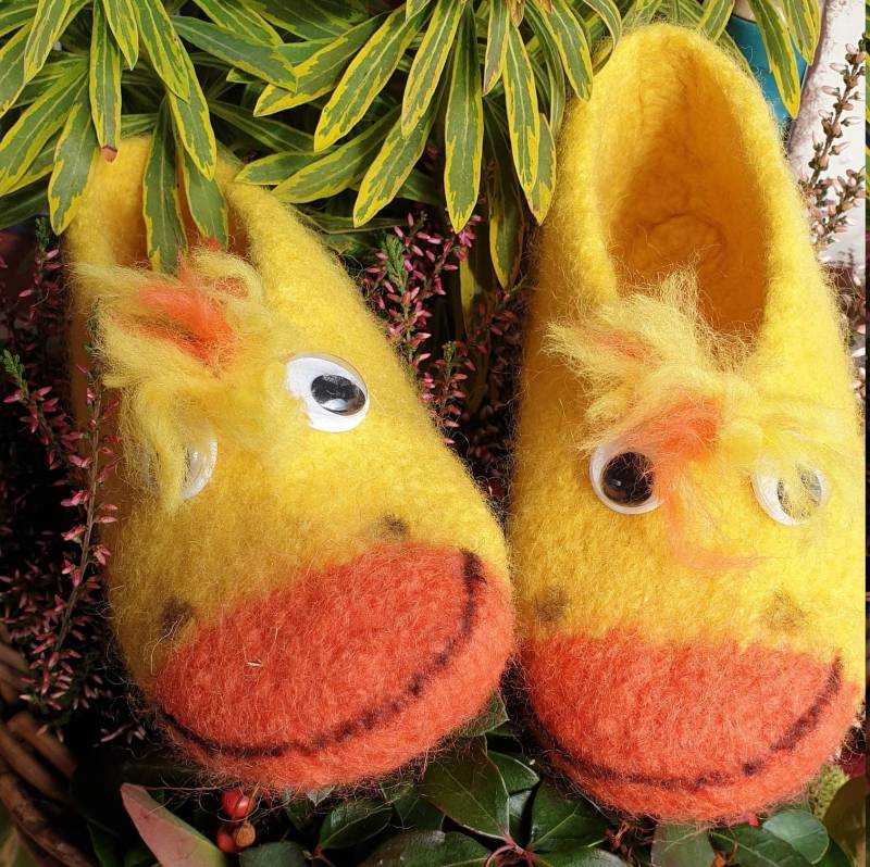 Filzhausschuhe "Ducky Das Entchen" Gr.29 von englskreativwelt