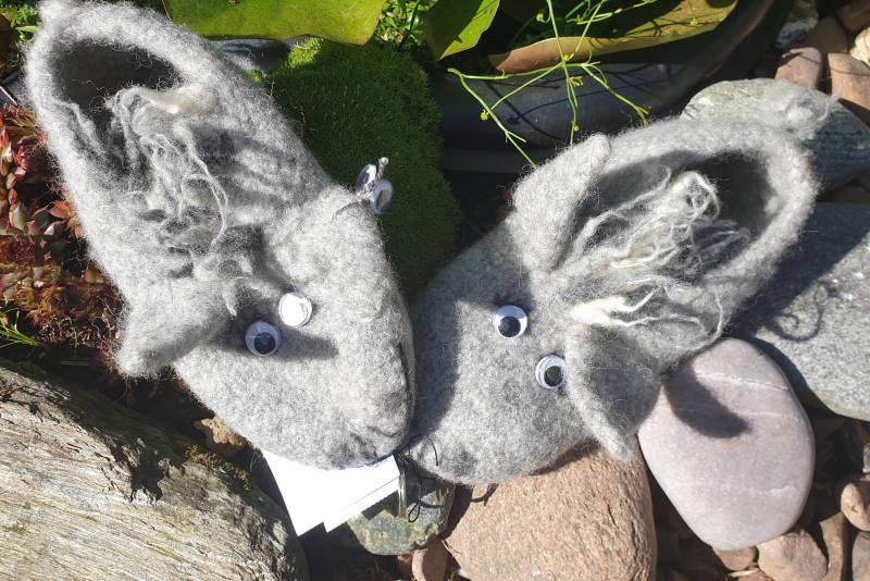 Filzhausschuhe "Emil Der Esel" Gr. 35 von englskreativwelt