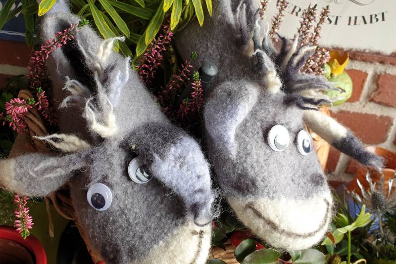 Filzhausschuhe "Emil Der Esel" Gr. 39 von englskreativwelt