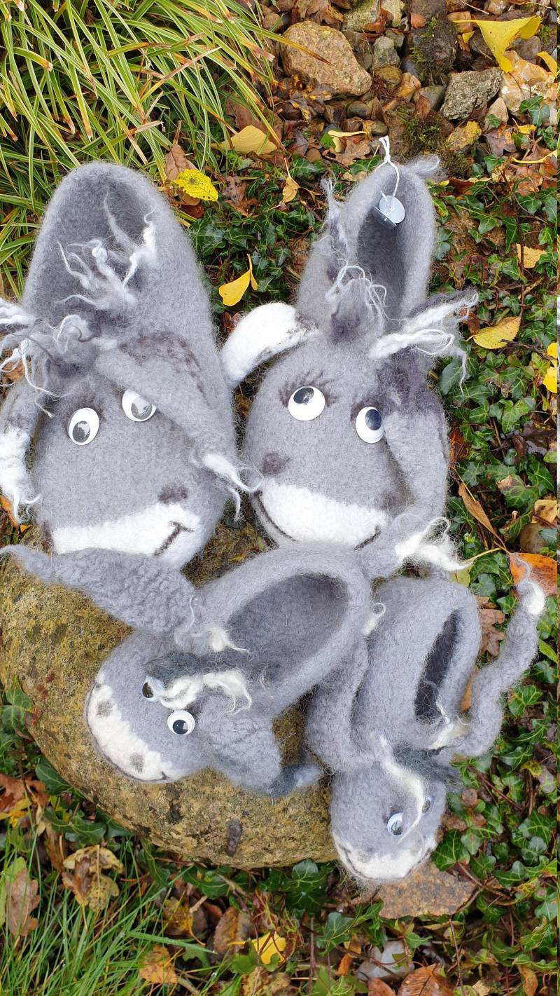 Filzhausschuhe "Emil Der Esel " Gr.23 von englskreativwelt