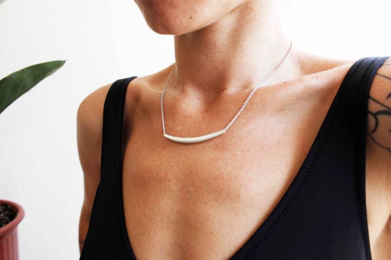 Silberne Halskette | Röhren-Halskette Silber Geschwungene Silberne Halskette | Röhren-Halskette Silber Geschwungene von eniJewellery