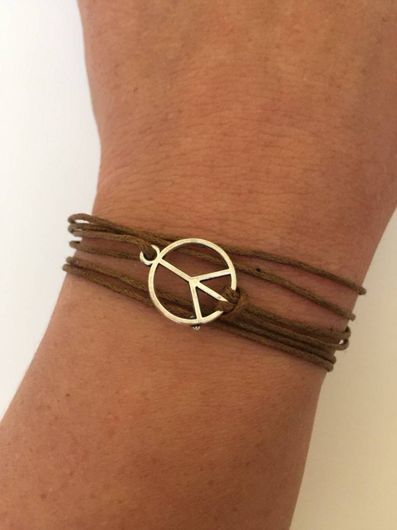 Frieden Armband 133 - Freundschaft Glauben Gewachst Baumwolle Manschette Karma Positive Energie Geschenk Einstellbar Aktuelle Womenswear Einzigartige von enjoywelrydesign