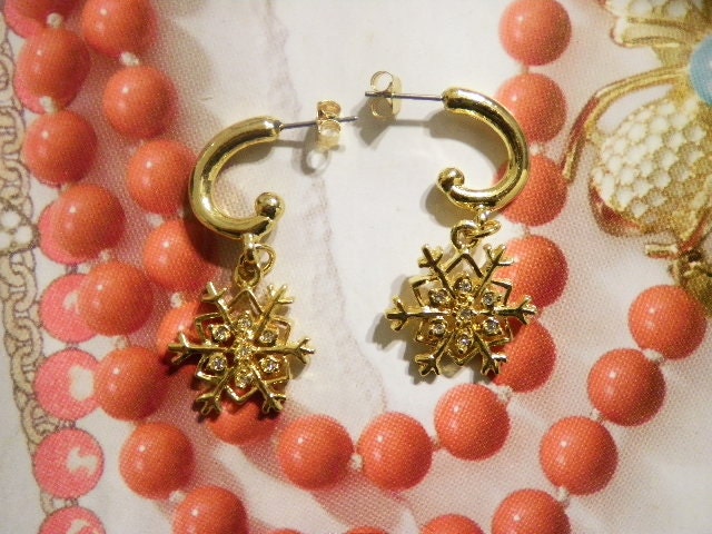 1 Pr. Vintage Vergoldet Schneeflocke Ohrringe Mit 6 Strasssteine von epicvintagejewelry