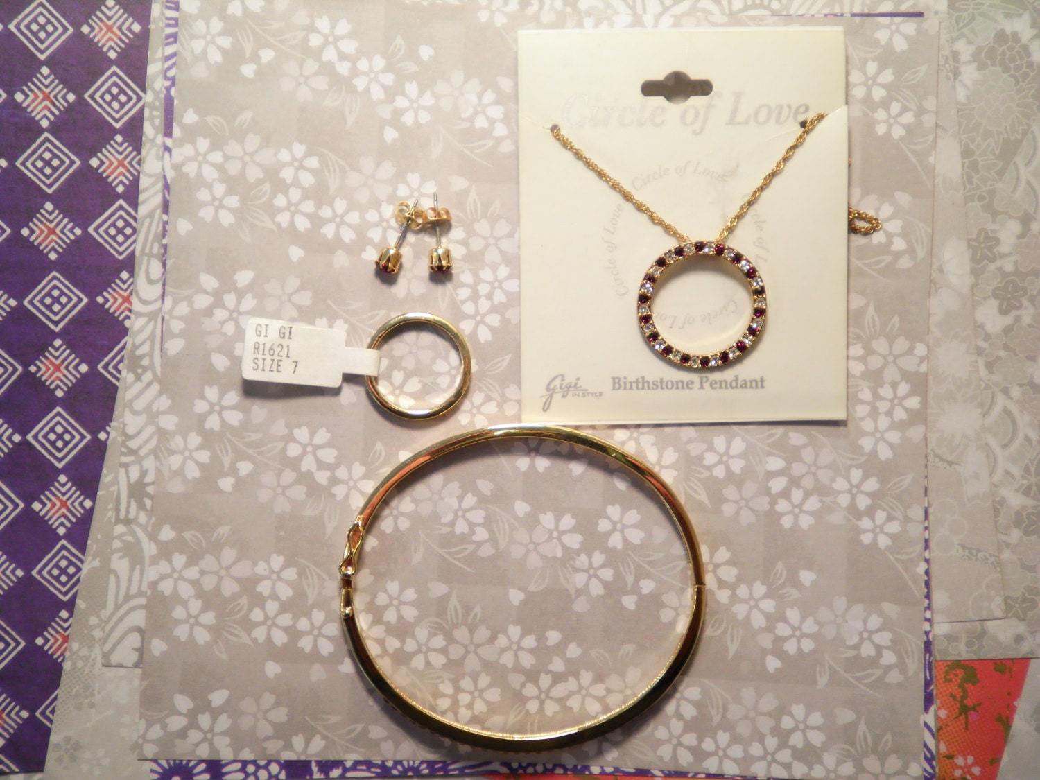 1 Satz Von Gigi Ruby Juli Geburtstag Schmuck 1 Satz Von Gigi Ruby Juli Geburtstag Schmuck von epicvintagejewelry