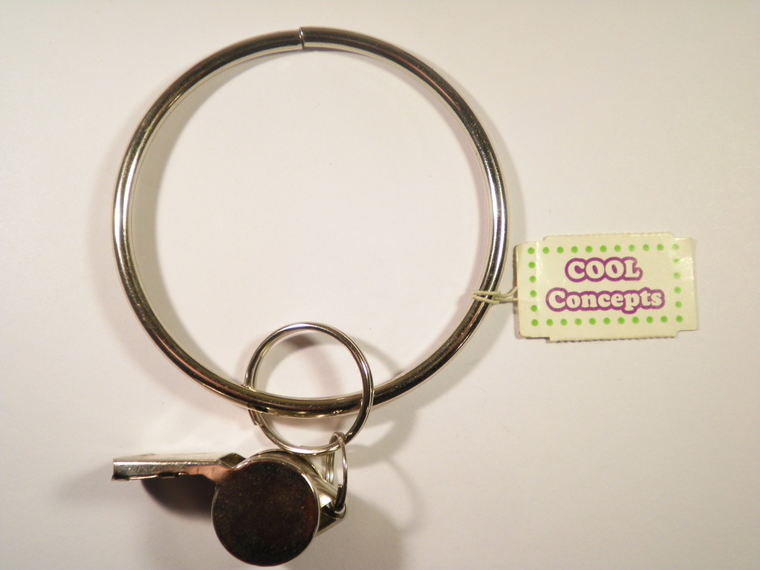 1 Versilberte Große 3-1/10, 2 cm Pfeifen-Schlüsselanhänger Schlüsselanhänger 1 Versilberte Große 3-1/10, 2 cm Pfeifen-Schlüsselanhänger Schlüsselanhänger von epicvintagejewelry