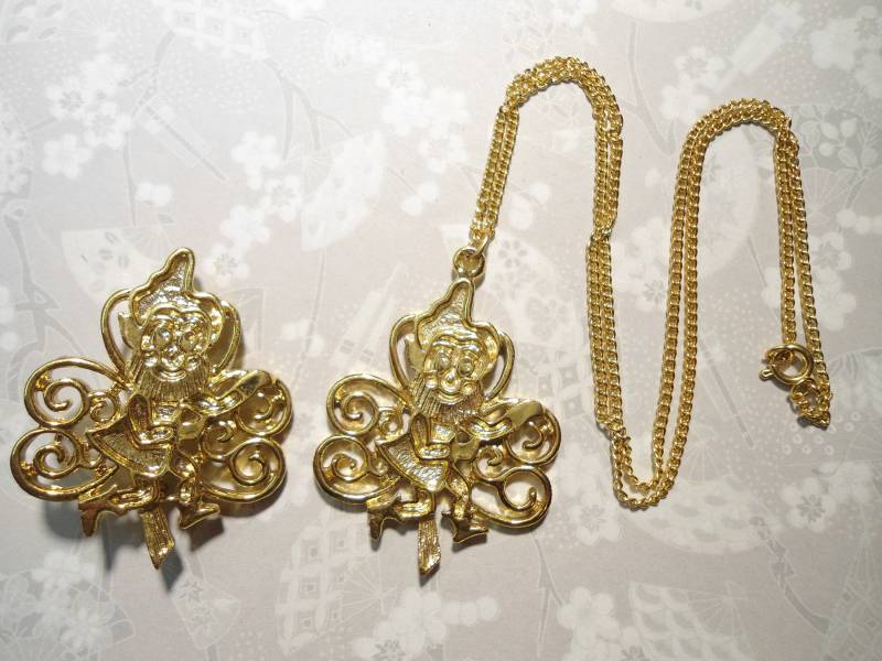 1 Vergoldet Kobold Pin Und Halskette Set St. Patricks Day von epicvintagejewelry