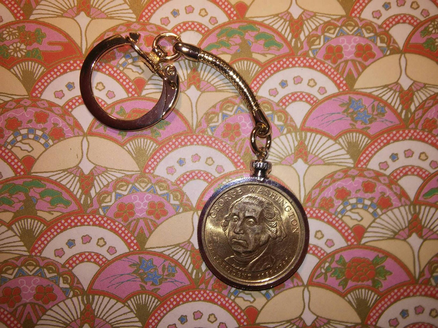 1 Vergoldeter Präsident Dollar Schlüsselanhänger 1 Vergoldeter Präsident Dollar Schlüsselanhänger von epicvintagejewelry