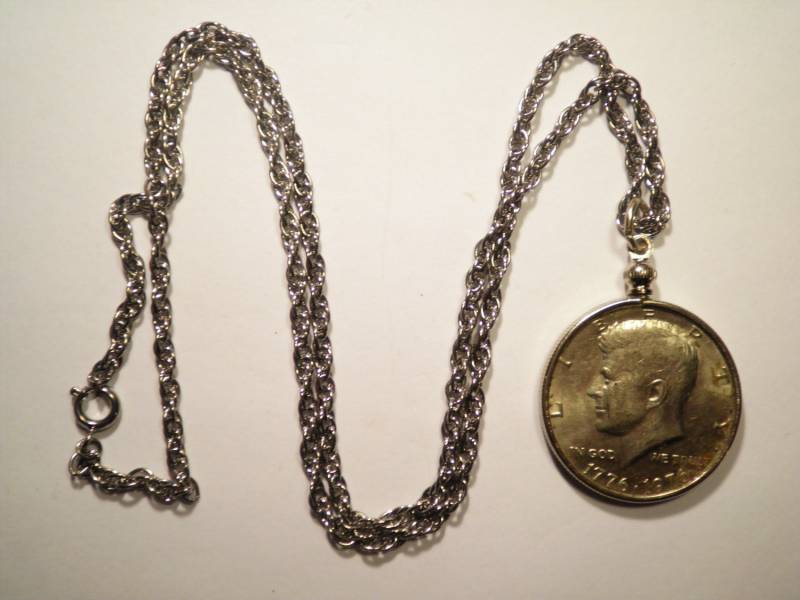 1 Versilberte Kennedy Halber Dollar 24" Halskette Mit Halben von epicvintagejewelry